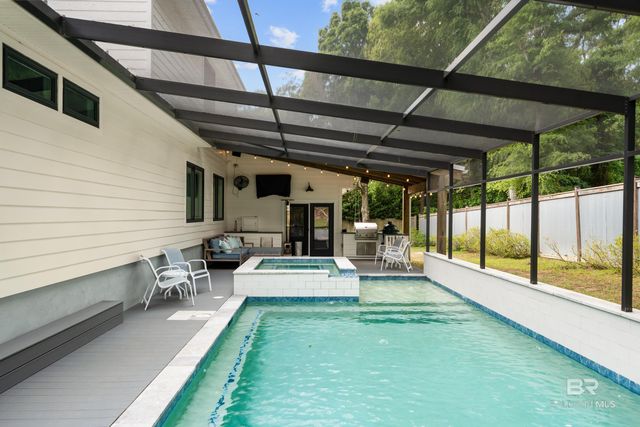 703 Jordan Lane, Daphne, AL 36526