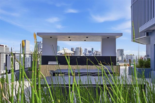 121 NE 5th St 1712, Miami, FL 33132