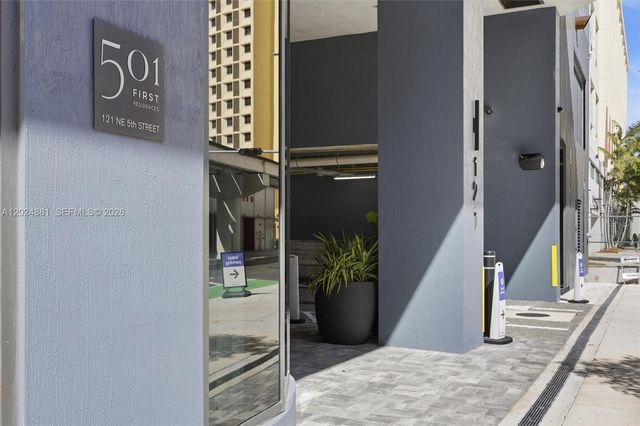 121 NE 5th St 1712, Miami, FL 33132