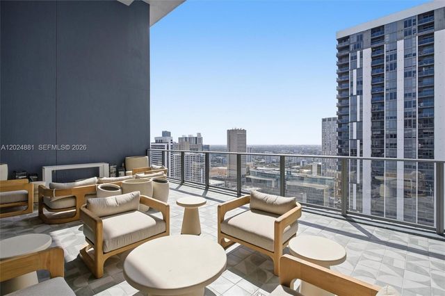 121 NE 5th St 1712, Miami, FL 33132