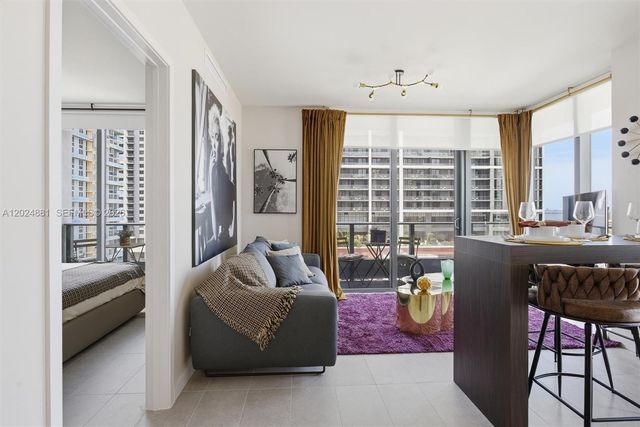 121 NE 5th St 1712, Miami, FL 33132