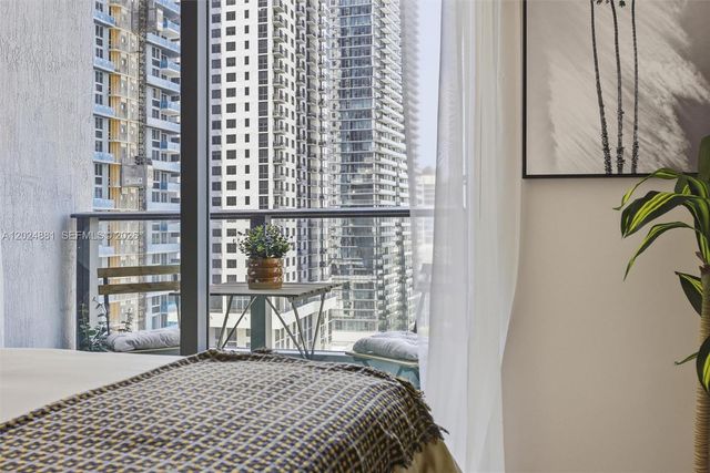 121 NE 5th St 1712, Miami, FL 33132
