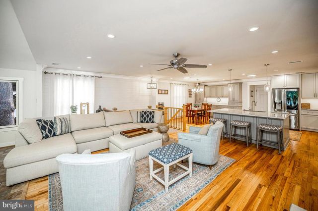 3113 LAKEVIEW PKWY, Locust Grove, VA 22508