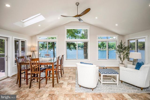 3113 LAKEVIEW PKWY, Locust Grove, VA 22508