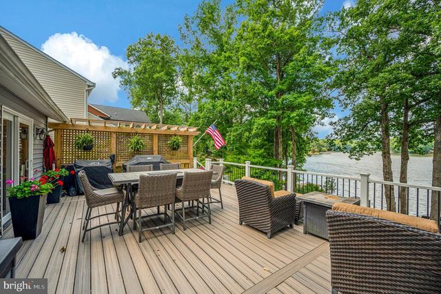 3113 LAKEVIEW PKWY, Locust Grove, VA 22508