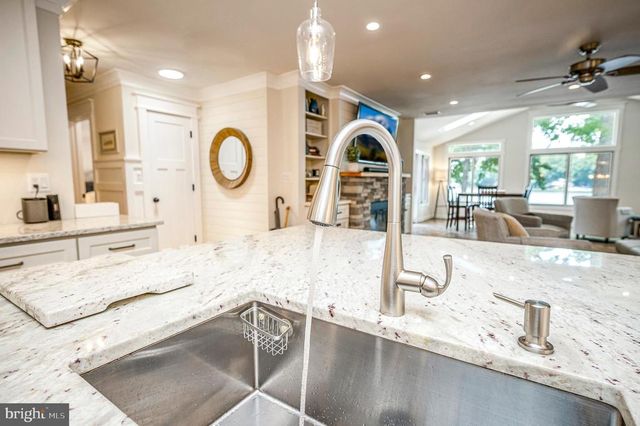 3113 LAKEVIEW PKWY, Locust Grove, VA 22508
