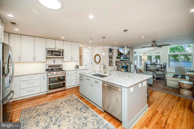 3113 LAKEVIEW PKWY, Locust Grove, VA 22508