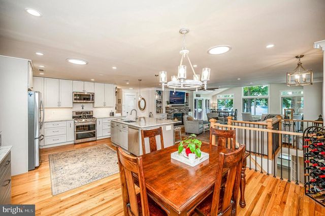 3113 LAKEVIEW PKWY, Locust Grove, VA 22508
