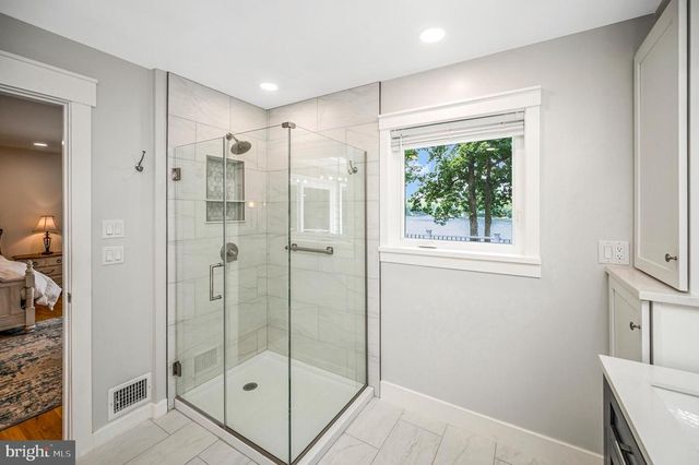 3113 LAKEVIEW PKWY, Locust Grove, VA 22508