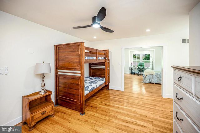 3113 LAKEVIEW PKWY, Locust Grove, VA 22508
