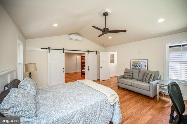 3113 LAKEVIEW PKWY, Locust Grove, VA 22508