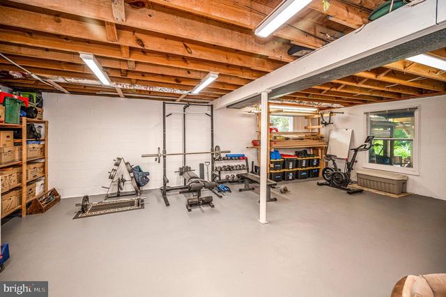 3113 LAKEVIEW PKWY, Locust Grove, VA 22508