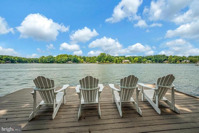 3113 LAKEVIEW PKWY, Locust Grove, VA 22508