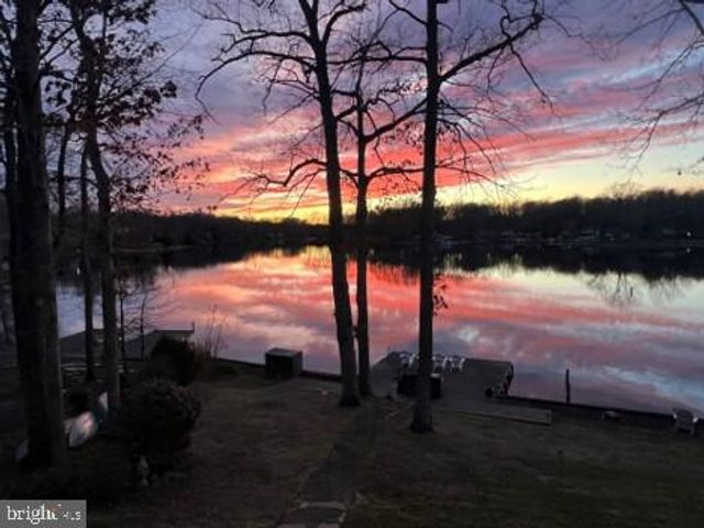 3113 LAKEVIEW PKWY, Locust Grove, VA 22508