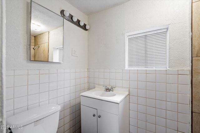 703 W 1ST Place 2, Mesa, AZ 85201