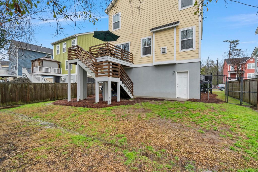 Image 31 of property listing at 467 Sanders Farm Lane, Wando, SC 29492