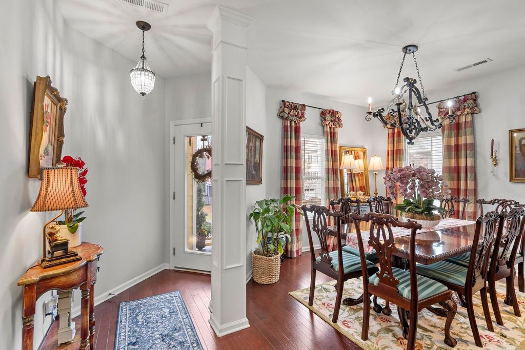 Image 6 of property listing at 467 Sanders Farm Lane, Wando, SC 29492