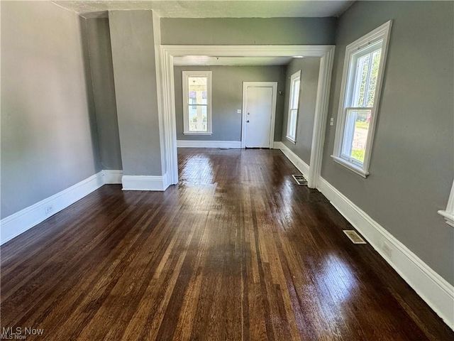 4139 E 95th Street, Cleveland, OH 44105