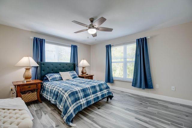 15 Bay Drive, Saddlebunch, FL 33040
