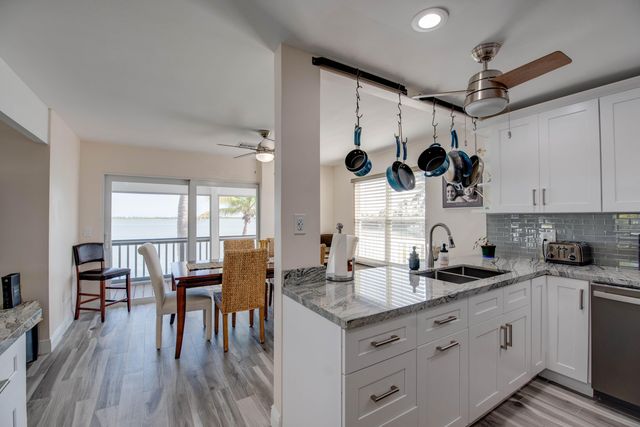 15 Bay Drive, Saddlebunch, FL 33040