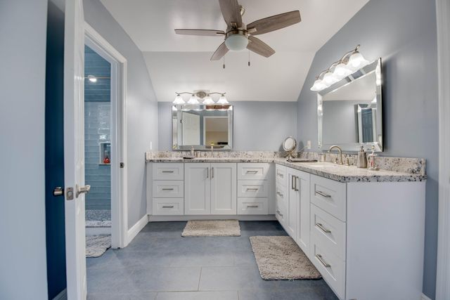 15 Bay Drive, Saddlebunch, FL 33040
