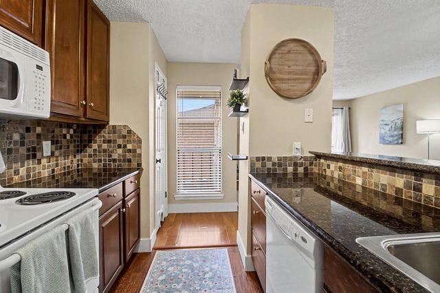 1901 Holleman Drive W 502, College Station, TX 77840