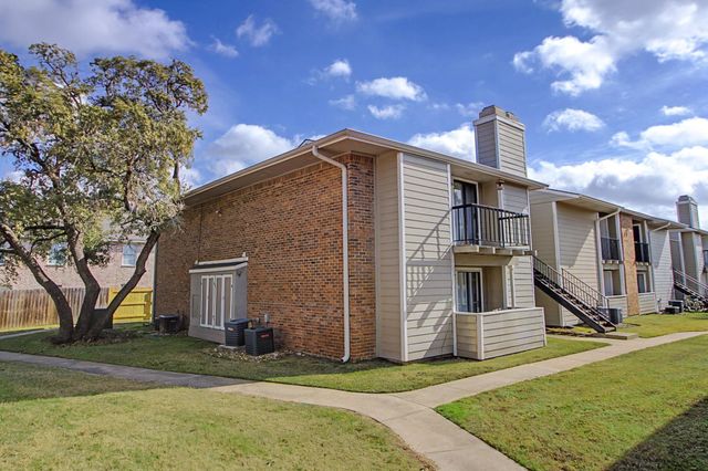 1901 Holleman Drive W 502, College Station, TX 77840