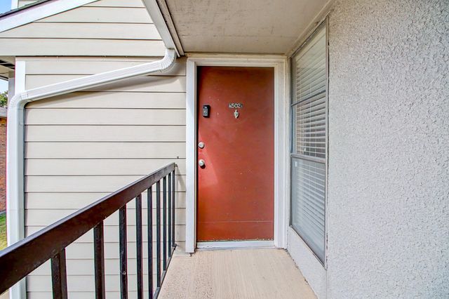 1901 Holleman Drive W 502, College Station, TX 77840