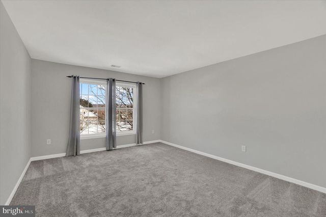 3101 REX DR, York, PA 17402