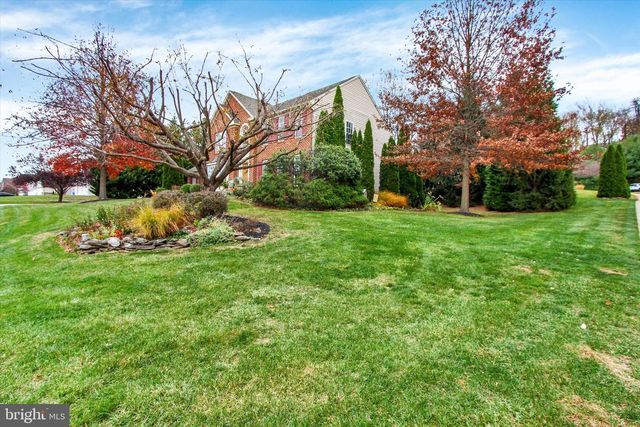 3101 REX DR, York, PA 17402