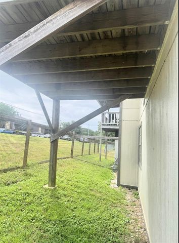 702 Bracewood CIR, San Marcos, TX 78666