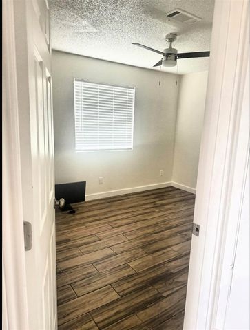 702 Bracewood CIR, San Marcos, TX 78666