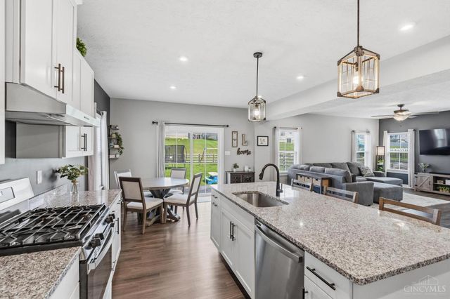 2790 Pebble Stone Trail, Beavercreek Twp, OH 45385