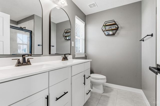 2790 Pebble Stone Trail, Beavercreek Twp, OH 45385