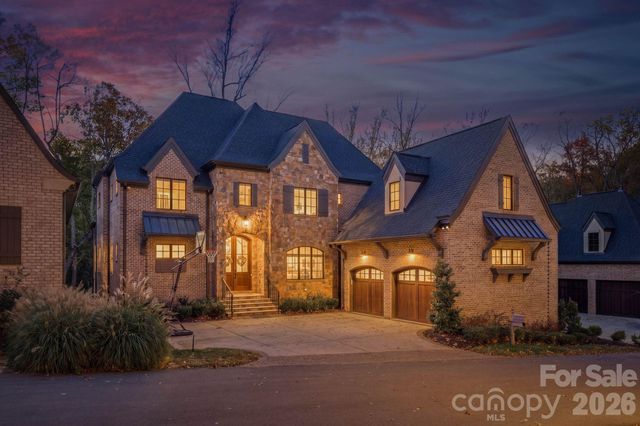 6010 Old Providence Lane, Charlotte, NC 28226