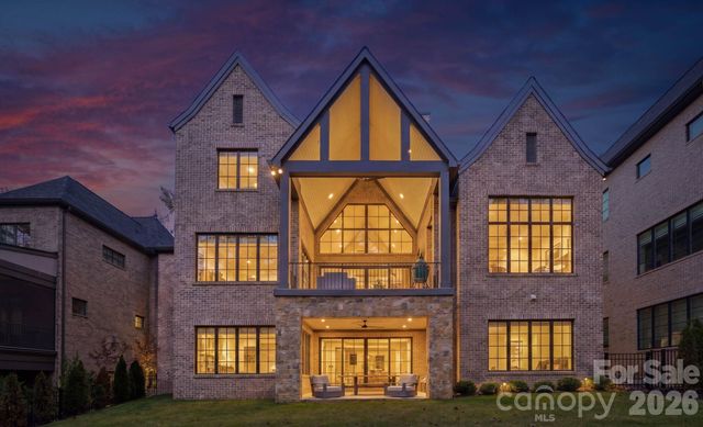 6010 Old Providence Lane, Charlotte, NC 28226