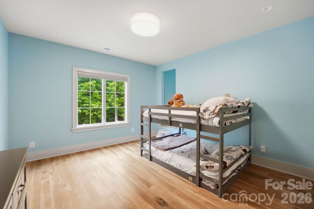6010 Old Providence Lane, Charlotte, NC 28226
