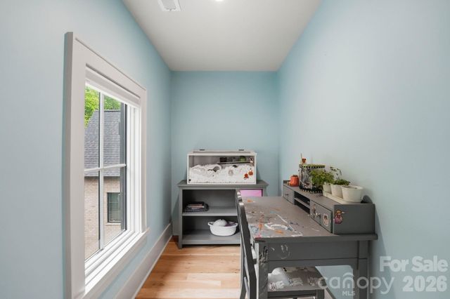 6010 Old Providence Lane, Charlotte, NC 28226