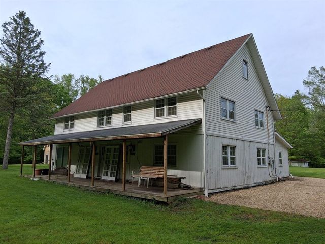 3150-3160 W Defay Road, Stevensville, MI 49127