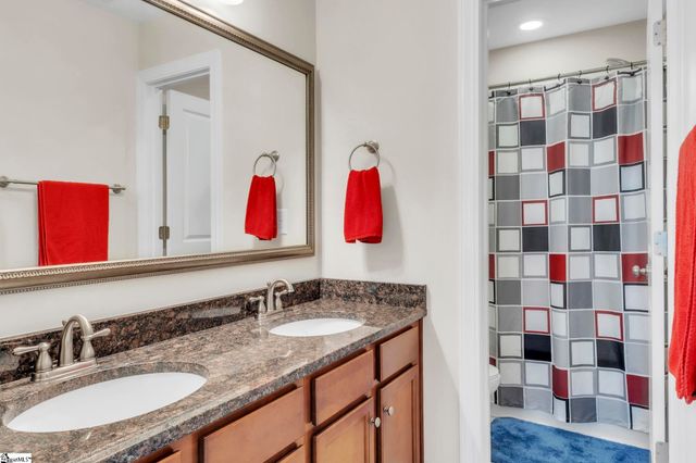 140 Belgian Blue Way, Fountain Inn, SC 29644