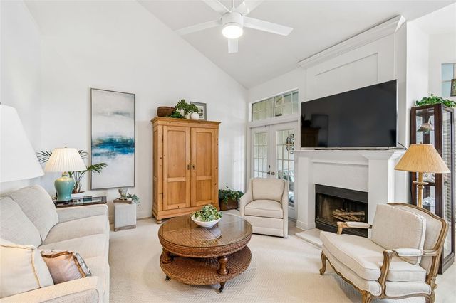 1542 FARRINDON CIRCLE 1542, Lake Mary, FL 32746