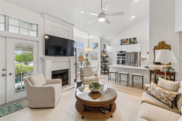1542 FARRINDON CIRCLE 1542, Lake Mary, FL 32746