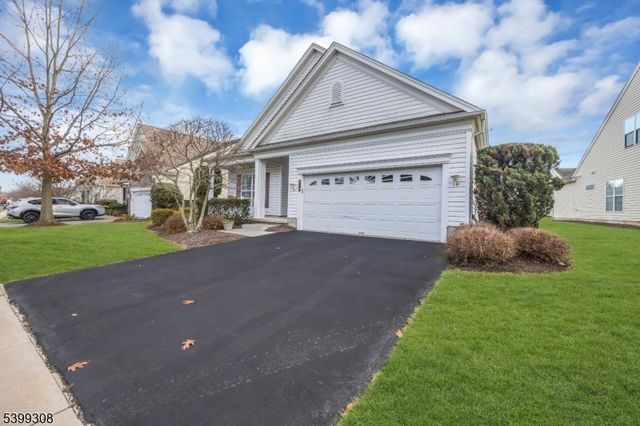 324 Biltmore Ln, Franklin Twp., NJ 08873