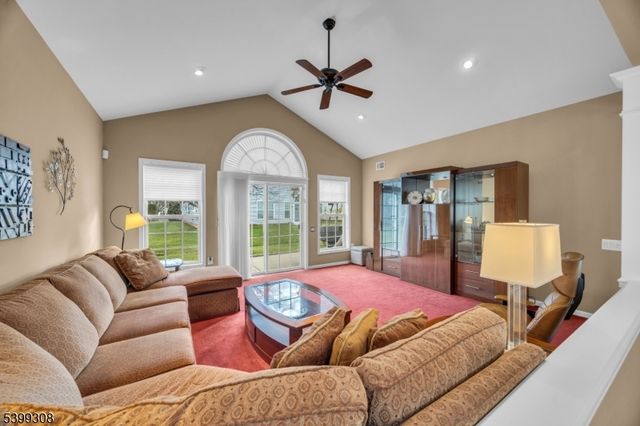 324 Biltmore Ln, Franklin Twp., NJ 08873