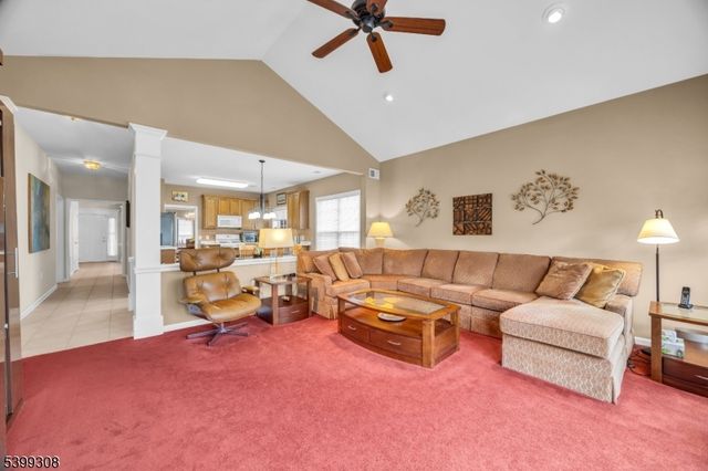 324 Biltmore Ln, Franklin Twp., NJ 08873