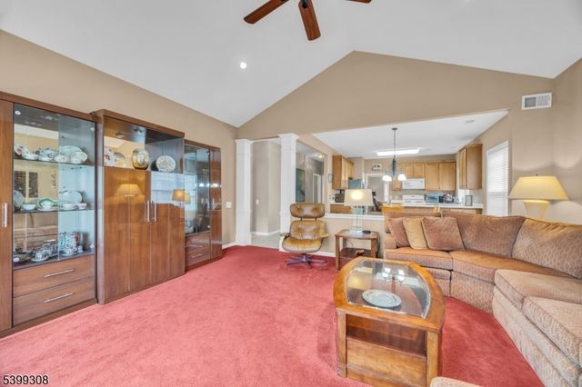 324 Biltmore Ln, Franklin Twp., NJ 08873