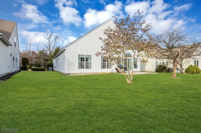 324 Biltmore Ln, Franklin Twp., NJ 08873