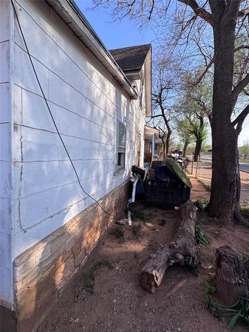 2414 S Broadway Avenue, Oklahoma City, OK 73109