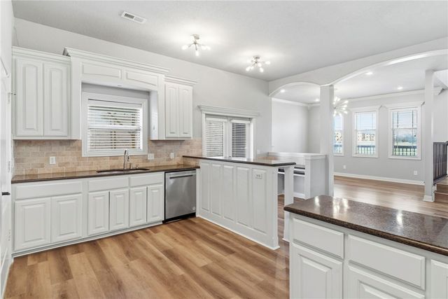 649 N Rupple Road, Fayetteville, AR 72704