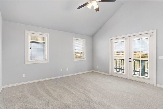 649 N Rupple Road, Fayetteville, AR 72704